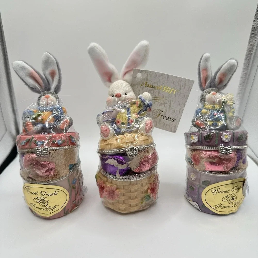 VTG NOS Set Of 3 Easter Bunny Rabbit Hinged Boxes With Candy Decor 5